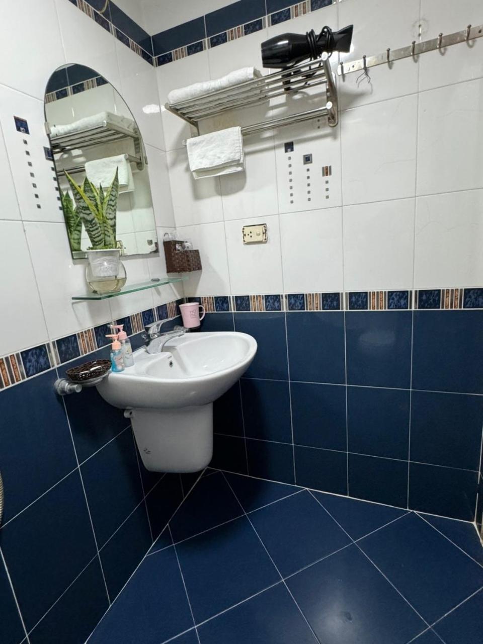 Quynh Moon Homestay Hanoi Esterno foto