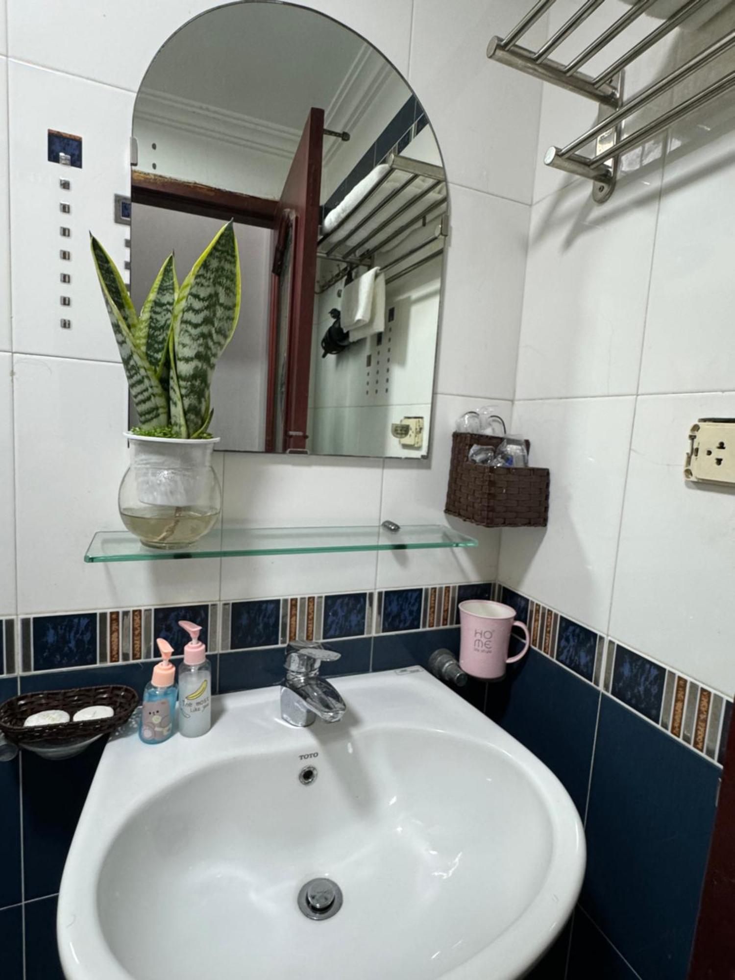 Quynh Moon Homestay Hanoi Esterno foto
